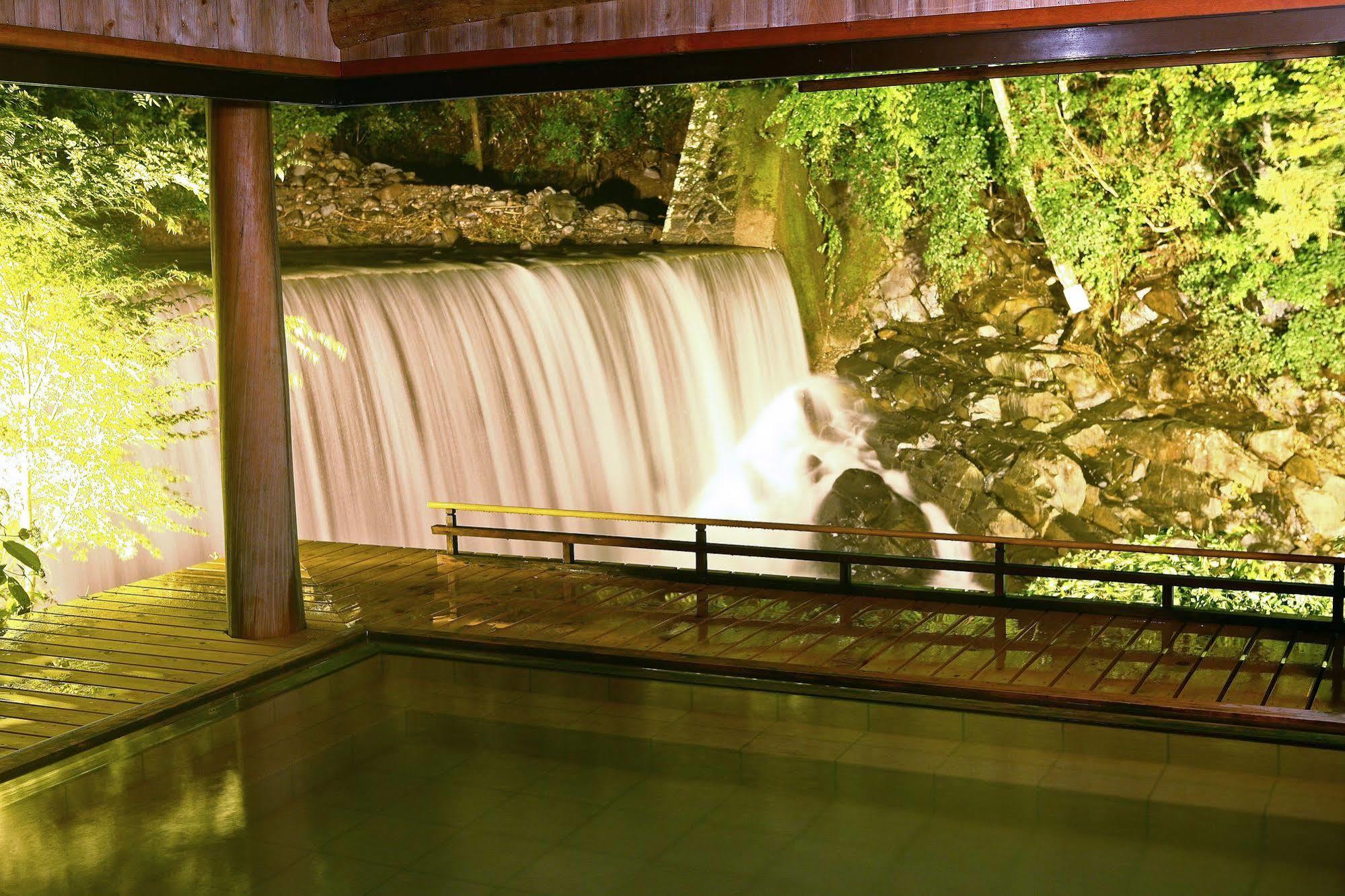 Hatago Higashiagatsuma Exterior foto